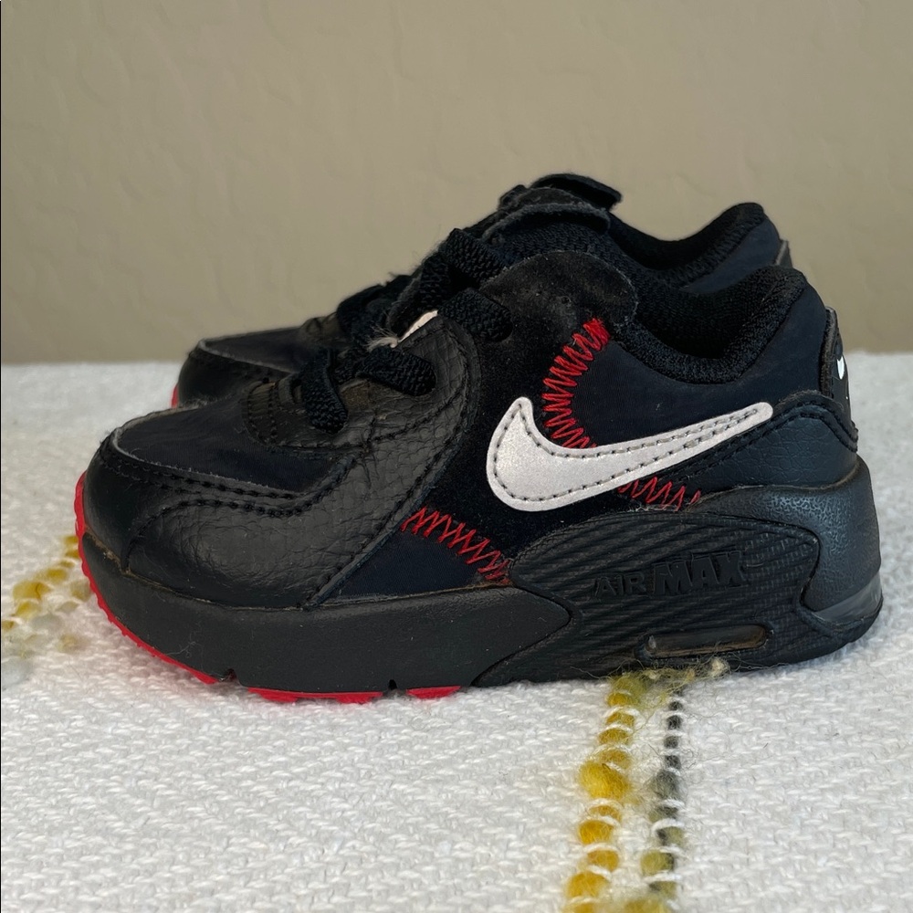 Nike- Hurricane XLT 2 Sandal